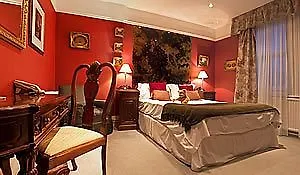 Clarence Court Hotel Cheltenham