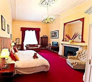 Clarence Court Hotel Cheltenham