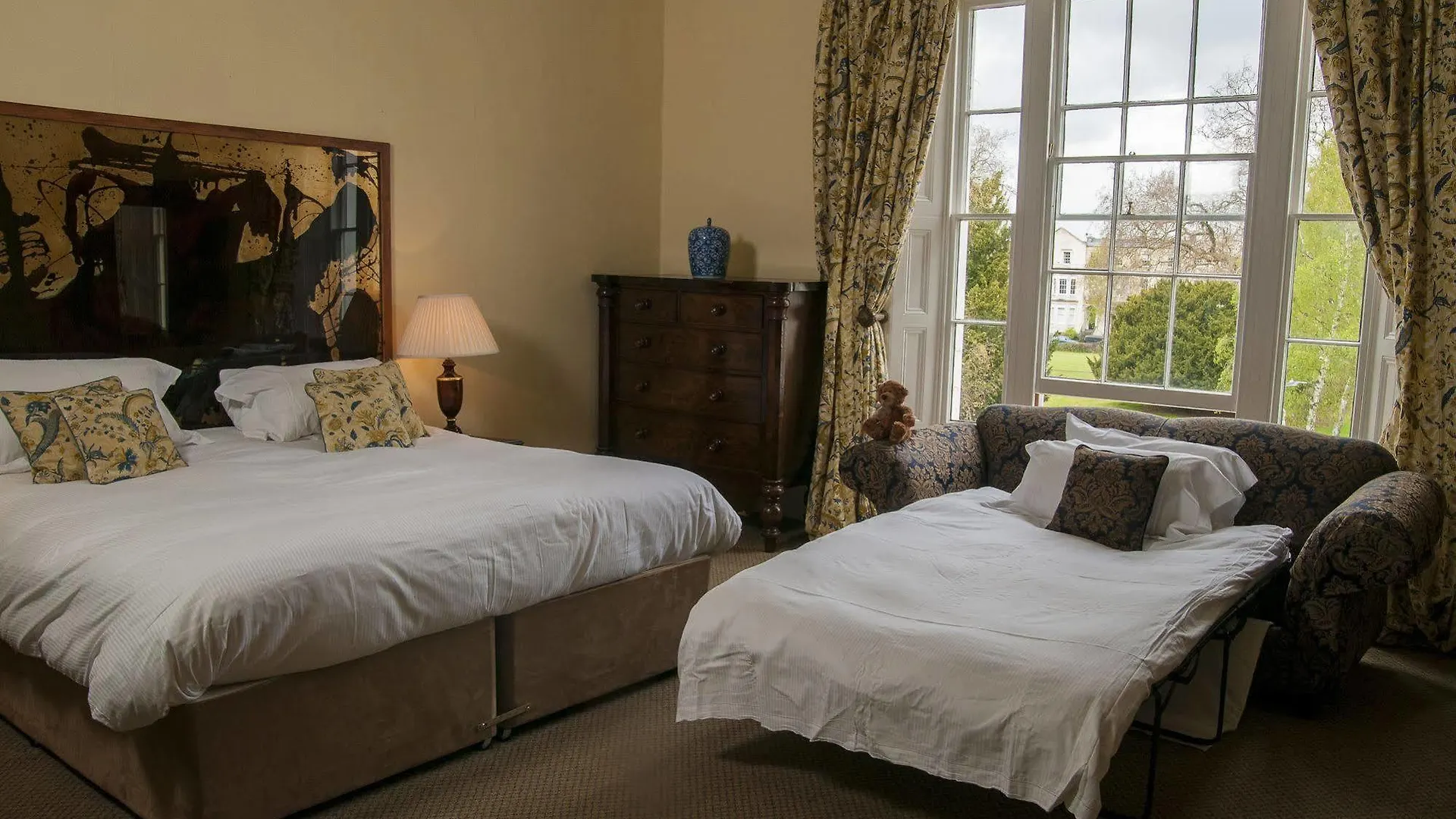 Clarence Court Hotel Cheltenham 4*,