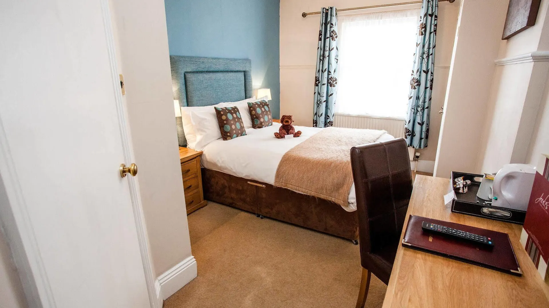Clarence Court Hotel Cheltenham